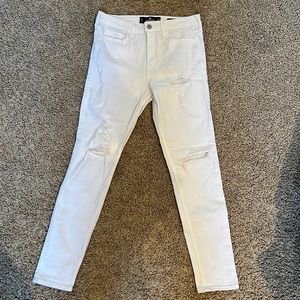 Hollister 7 short high rise super skinny classic stretch white distressed jeans